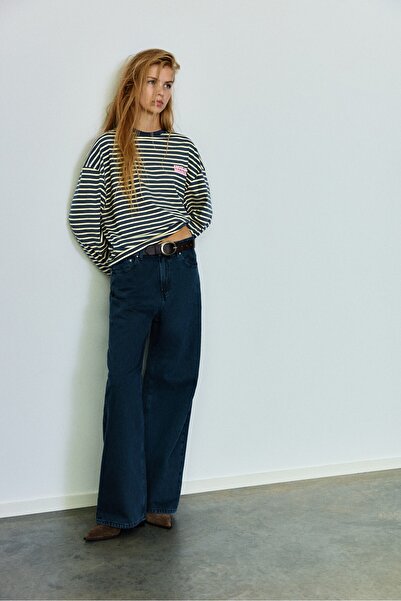 Pull & Bear Çizgili grafik baskılı oversize Tişört