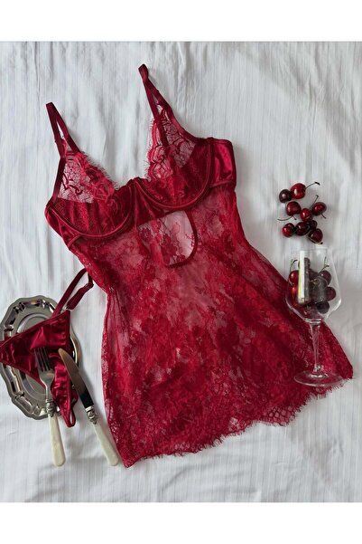 Madame Mercy Bordo Dantelli Balenli Gecelik ve String Takımı