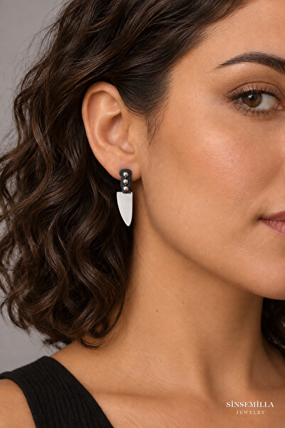 Sinsemilla Jewelry Steel Earrings with Knife Figure