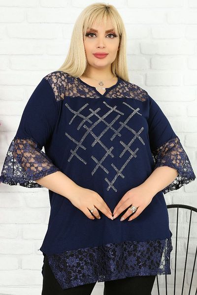 Kheos Stone Printed Lace Detailed V-Neck Short Sleeve Slit Tunic on the Front