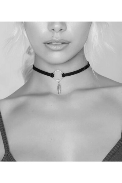 Nishstyle Gümüş Renk Halka Ve Tüy Detaylı Choker Kolye