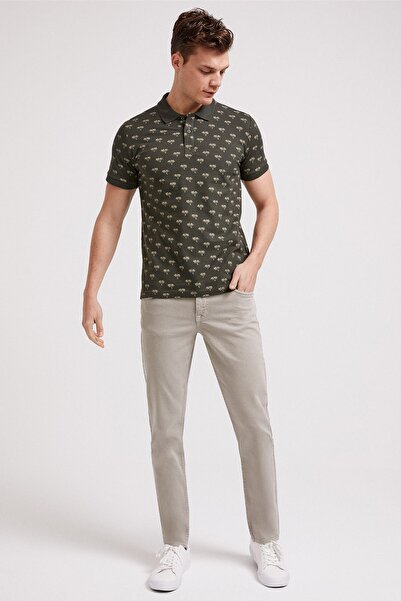 Lee Cooper تي شيرت رجالي بياقة بولو مطبوع عليه شجرة باللون الزيتوني 202 LCM24...