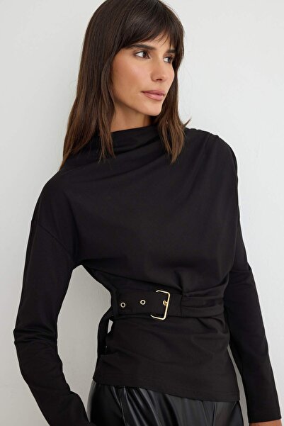 Trendyol Collection بلوزة سوداء TWOAW27BZ00318