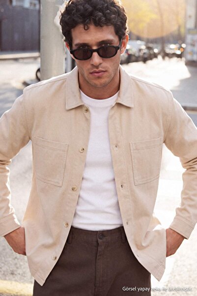 Trendyol Kollektion Beigefarbene Herren-Hemdjacke aus Gabardine mit Vordertas...