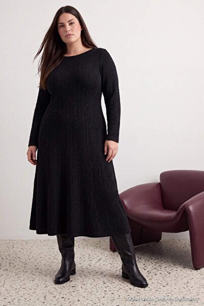 Trendyol Curve Siyah Örme Büyük Beden Elbise TBBAW27AH00061