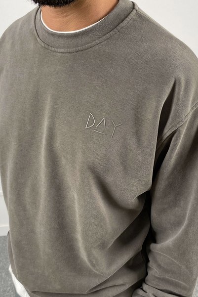 Alışveriş Sokağı Day Baskılı Yıkamalı Bisiklet Yaka Oversize Sweatshirt | STK2082-Sweatshirt
