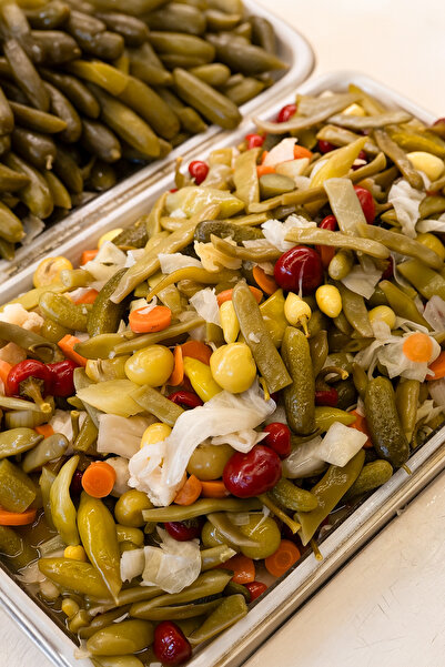 Tarihi Kemerburgaz Turşucusu Karışık Turşu 1 Kg