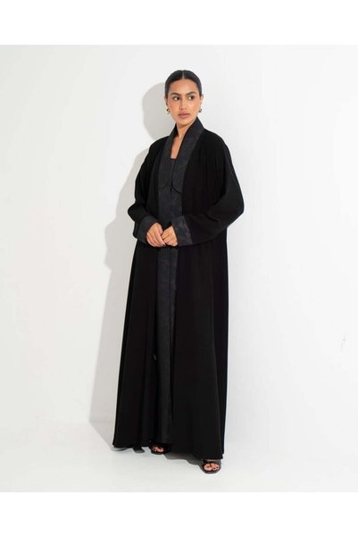 OMES Abaya with a wrap-around chloche veil in royal crepe fabric with inserts - size 56