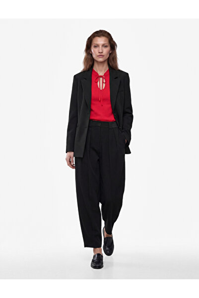 Koton Pile Detailed Pocketed Barrel Fabric Trousers