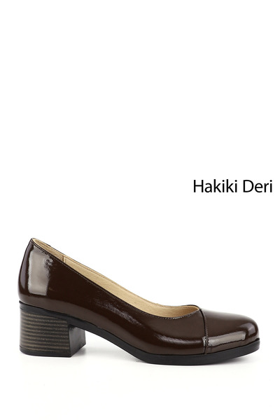 GÖNDERİ(R) Women's Brown Patent Leather Short Thick Heeled Genuine Leather Shoes