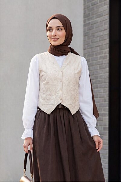 Modamorfo Double Pocket Buttoned Embroidered Asymmetrical Cut Linen Vest -Beige