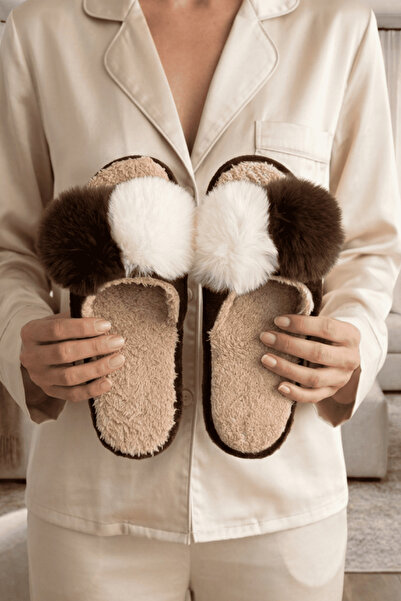 Beyond Women's Bitter Brown Open-Front Double Pompom Detailed Plush Winter Ho...