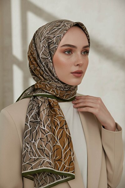 Vissona KREP GEOMETRİK DESENLİ HAKİ YEŞİLİ RENKLİ 75X195 KIRIŞMAZ ŞAL