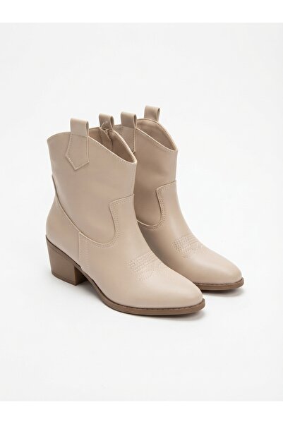 Zerenyus Akver premium beige western style heeled boot