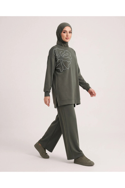 BURRASCA Embroidered Soft Textured Flexible Premium Suit