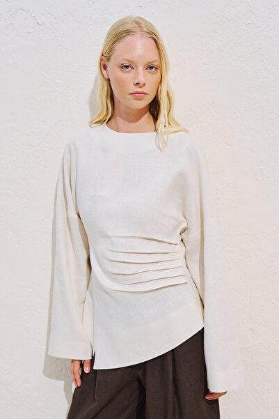 Manuka Linen Asymmetric Long Sleeve Blouse Beige