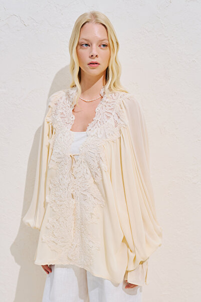Manuka Lace Collar Draped Blouse Vanilla