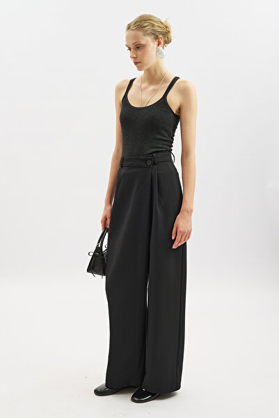 Manuka Anvelop Clothed Fabric Pants Black