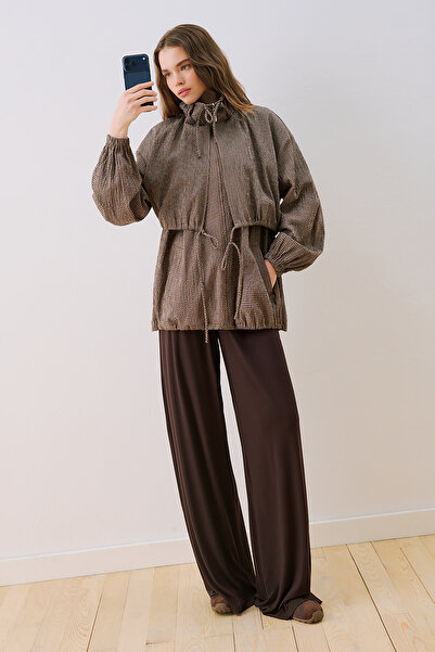 Manuka Checkered Jacket with Ruched Details in Brown