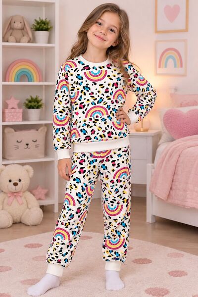 Kız Çocuk Pamuklu Beyaz Renkli Gökkuşağı Desenli Uzun Kollu Mevsimlik Pijama Takımı