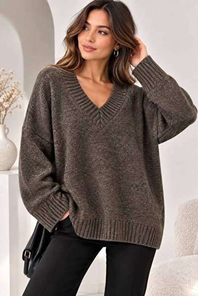 ikomteks Women's Oversize V-Neck Soft Textured Knitwear Sweater