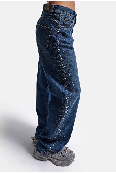 it's basic Kadın Koyu Mavi T-2w6-5 Loose Fit Parlak Taş Detaylı Özel Tasarım ...