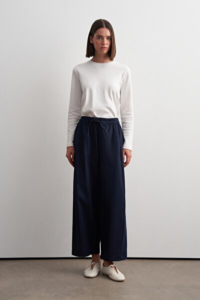 KADRİYE BAŞTÜRK Barrel Gabardine Trousers Navy Blue