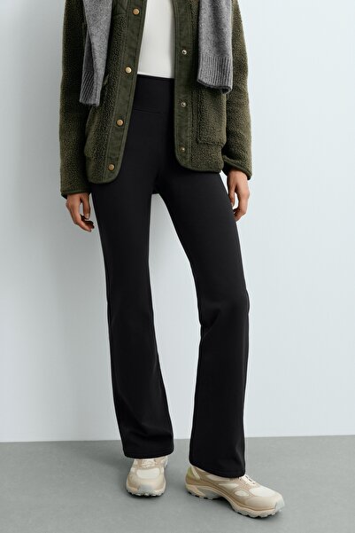 Oysho Bootcut pantolon Super High Rise (High rise), Extra warm (Warm), Seamless