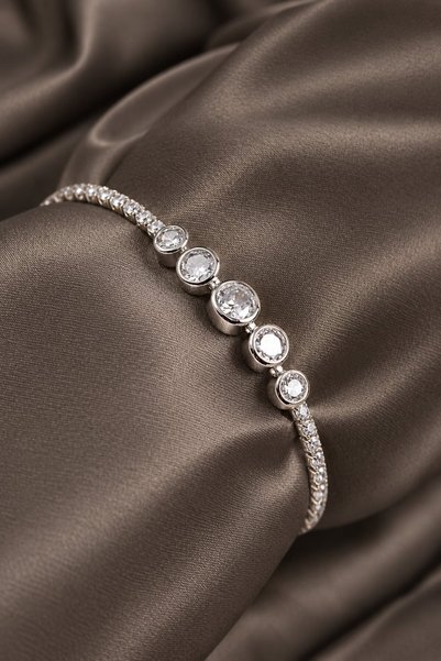 serelya Brass Zircon Stone Row Circle Model Silver Color Elevator Women's Bra...