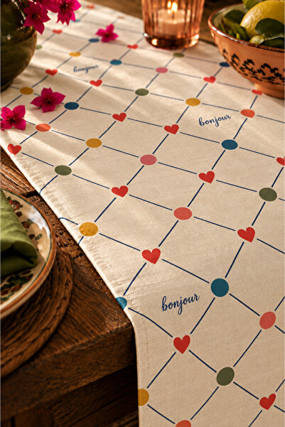 SasoHome Bonjour Monsieur Renkli Kalp ve Puantiye Desenli Modern Dekoratif Masa Runner | Retro & Şık Sofra Dekoru