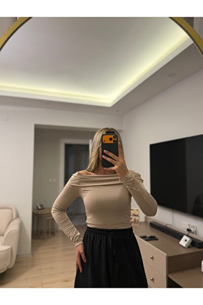 Kadın Bej Drapeli Omuz Dekolteli Uzun Kollu Alttan Çıtçıtlı Body