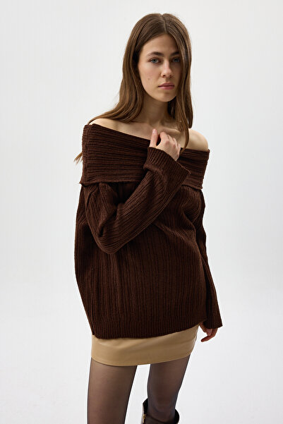 Serenity Boat neck long sleeve sweater