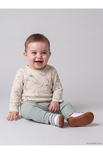 LC Waikiki I Embroidered Baby Boy T-Shirt and Leggings from Freezen Store