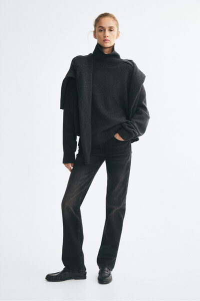 H&M Slim Straight Low Waist Jeans