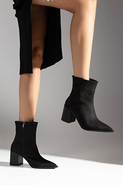 wolfcity Pointed Toe Heeled Boots 2-0-2-7
