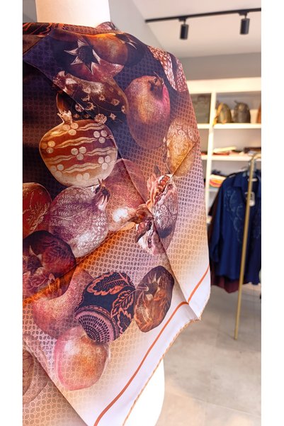 La Boutique Milano Paris LA BOUTIQUE وشاح حرير سورا 100%