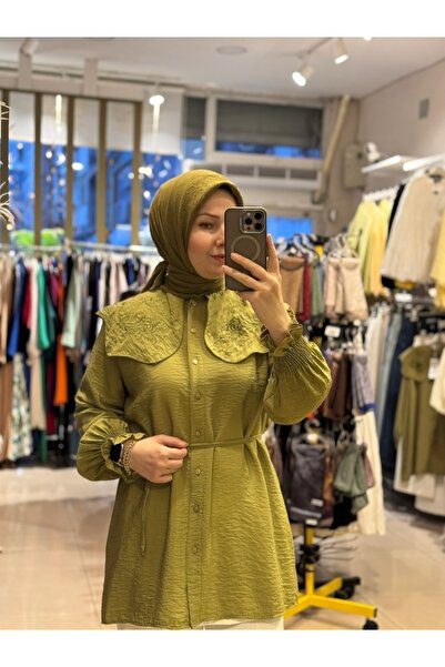 Nakış yakalı tesettür gömlek