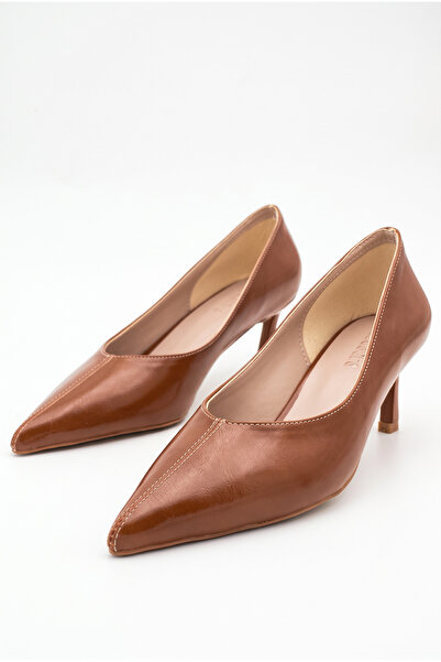 Shoesers Women's Kitten Heeled Casual Shoes with Sewing Detail