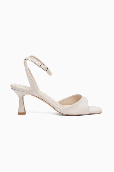 ALTIN TOPUK Women's Beige Heeled Shoes