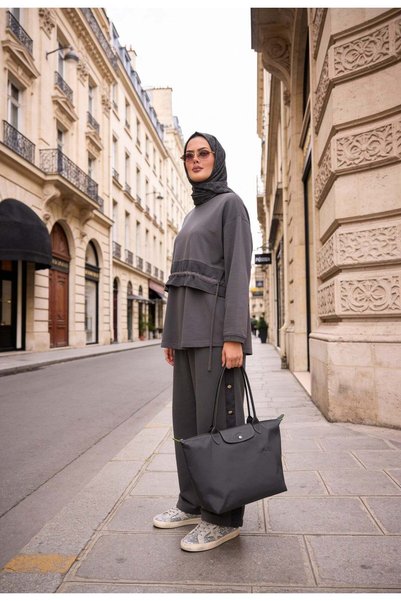 Aselim Hijap Moda طقم رياضي مودال للحجاب بتفاصيل زخرفية من روفينا - رمادي
