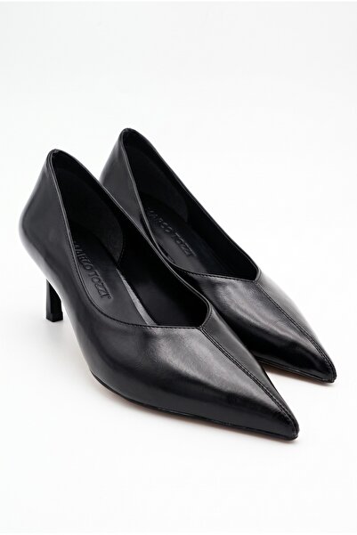 Redoxy Women's Kitten Heeled Casual Shoes with Sewing Detail