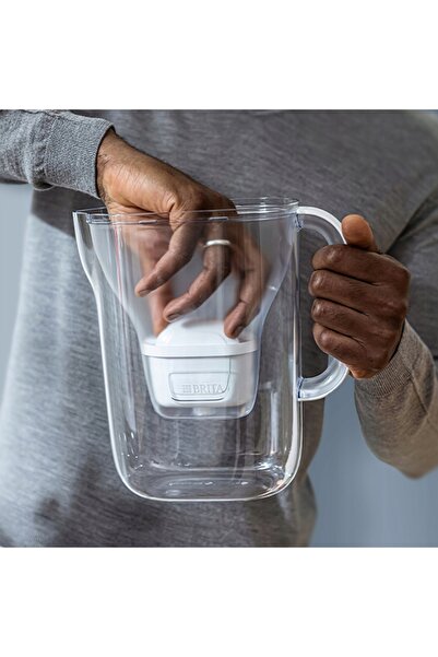 BRITA Carafă filtrantă Style Essential + 4 cartușe Maxtra Pro Pure