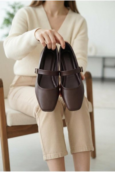 İncilaPearla Larin Women's Brown Buckle Mary Jane Flats Pointed Toe Casual Shoes