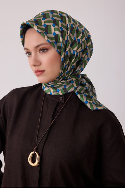Belli Eșarfă din mătase twill 100% cu model geometric BE07-84