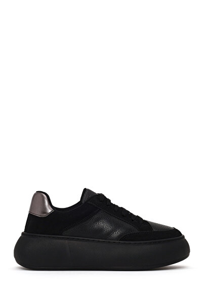 Derimod Kadın Siyah Bağcıklı Kalın Tabanlı Sneaker AF168002SK