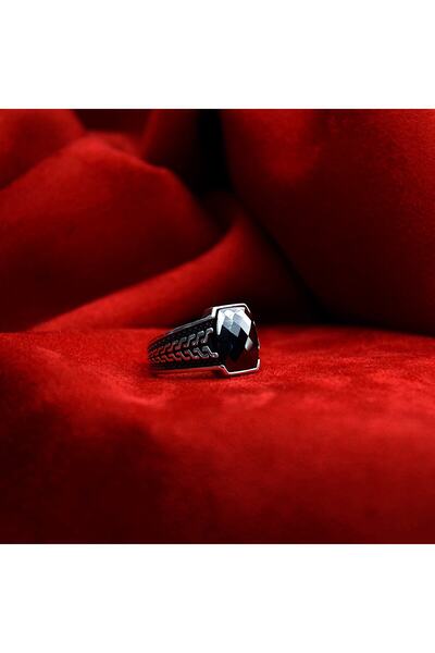 BlackCraft Faceted Opal Stone Night Stabber Ring