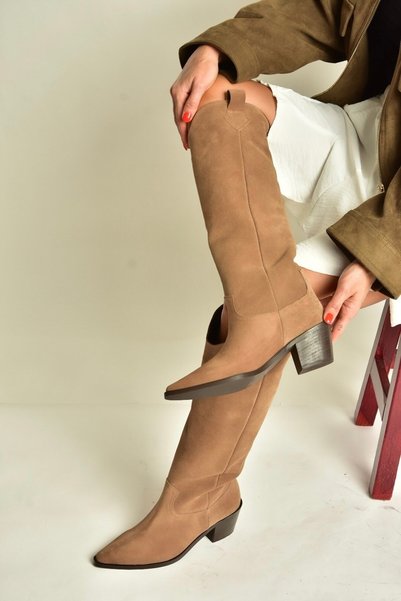 Fox Shoes Z654182361 Vizon Hakiki Deri Süet Kalın Topuklu Kovboy Model Kadın Çizme