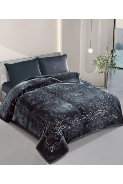 Generic Brand 6 kg double winter blanket, plain, engraved, super soft texture...
