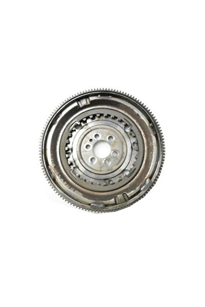 Volkswagen Volanli Debriyaj Seti 04E105266B GOLF6 JETTA PASSAT A3