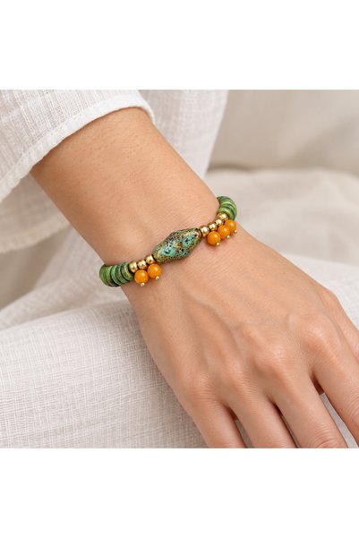 HER ŞEY NOTA www.herseynota.com Nature's Breeze Green Beaded Turquoise Detail...